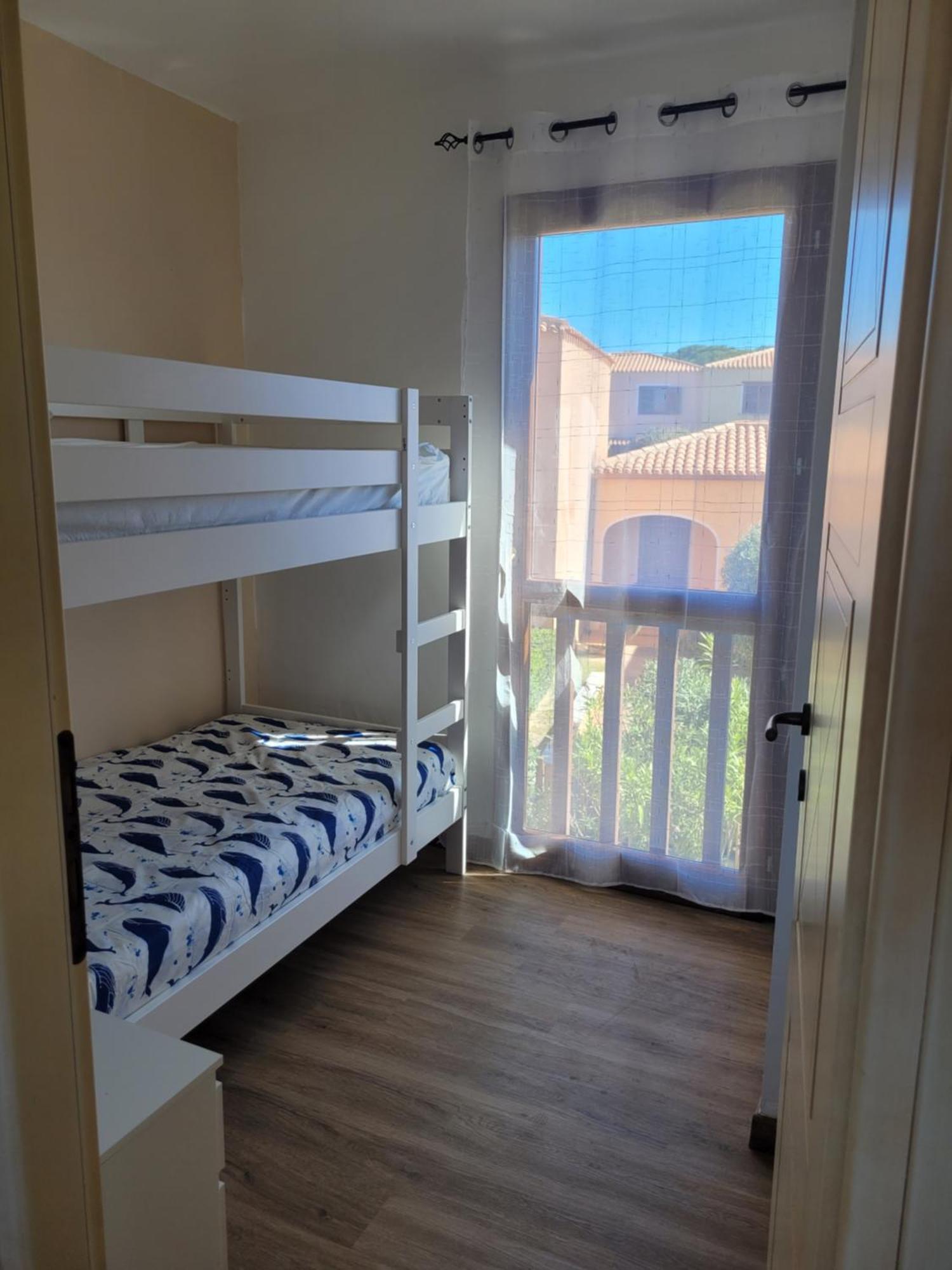 Surf House Mirice Daire Vignola Mare Dış mekan fotoğraf