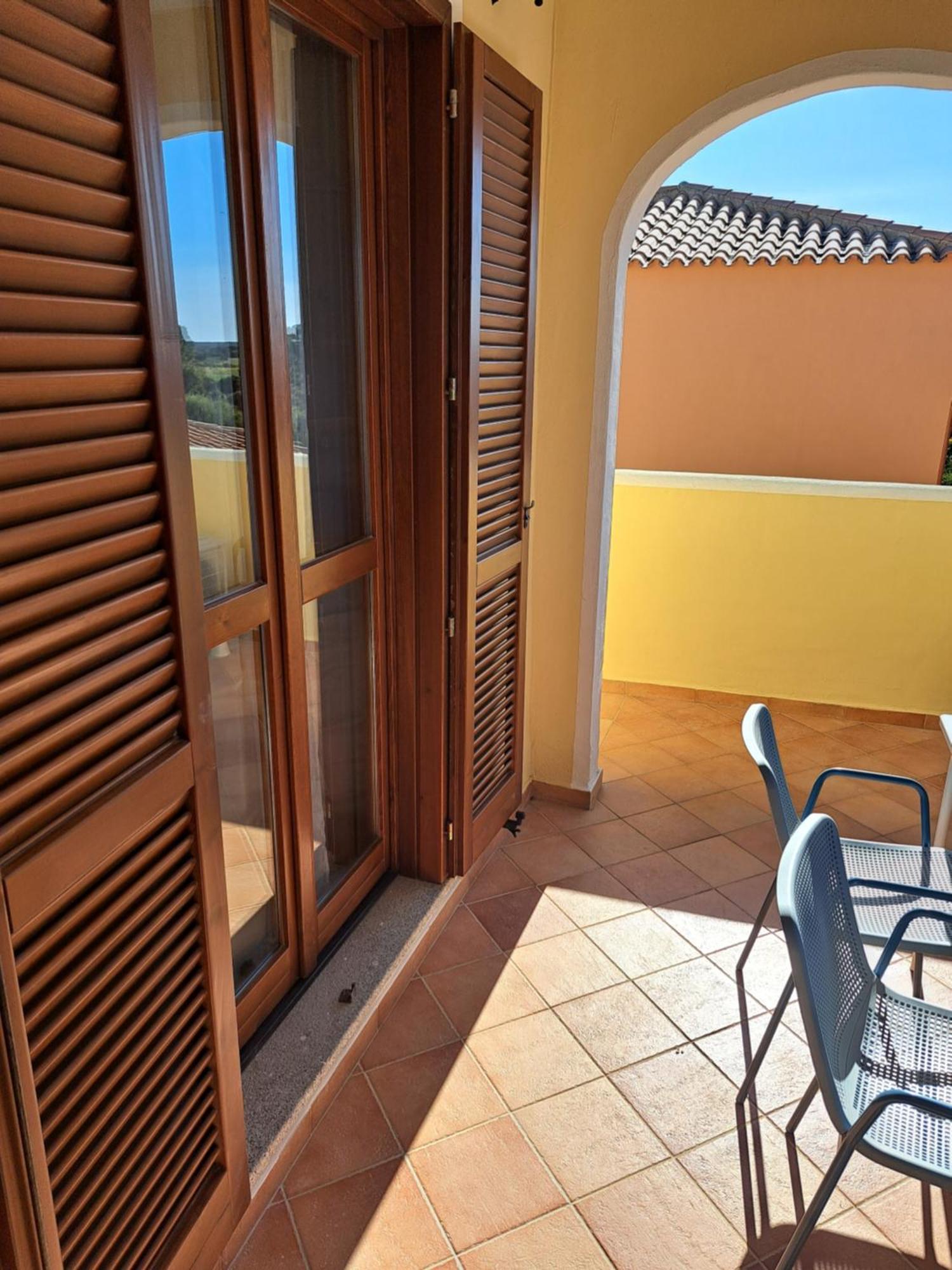 Surf House Mirice Daire Vignola Mare Dış mekan fotoğraf
